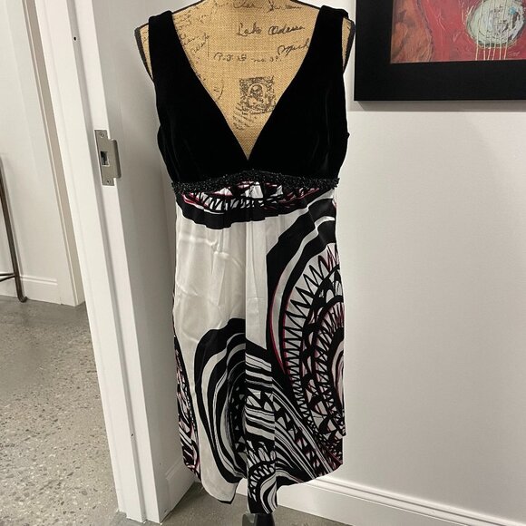 Trina Turk • Velvet & Silk Beaded Retro Cocktail Dress | Size 10** - Picture 2 of 6